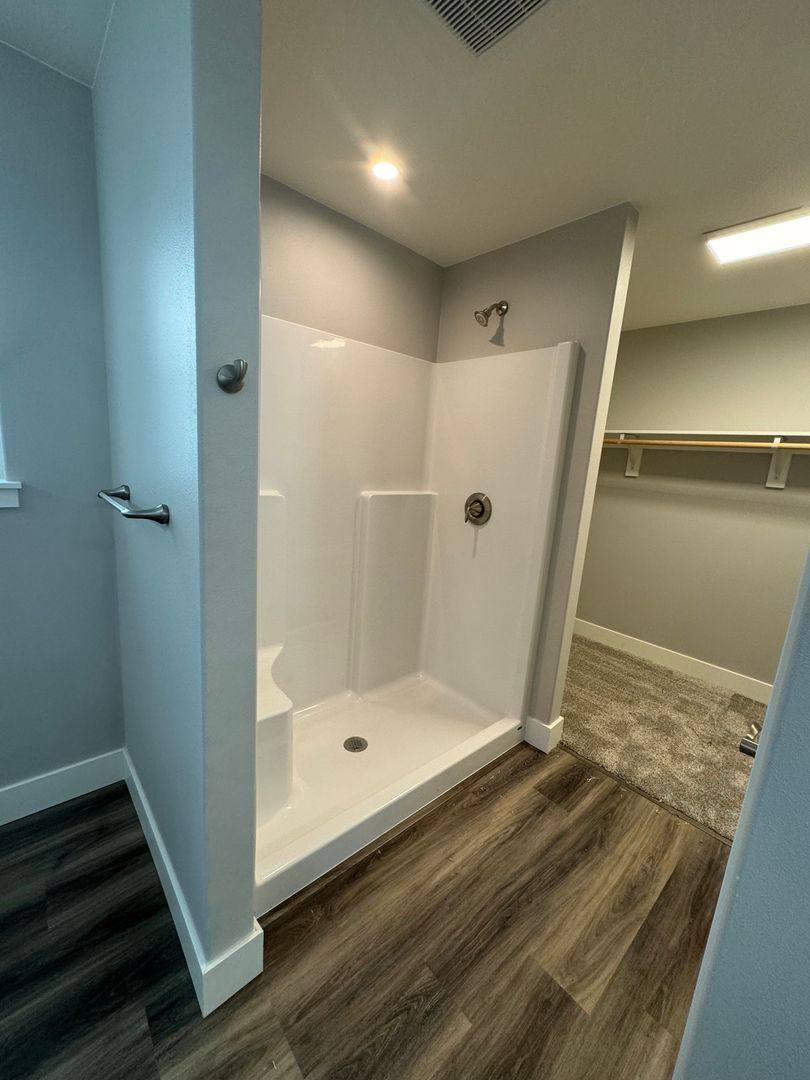 House for rent at 1720 NE Alameda Ave, Roseburg, OR 97470