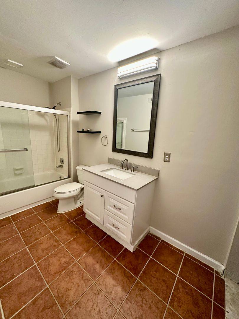 Condo for rent at 2455 Arlington Crescent, 1A, Birmingham, AL 35205