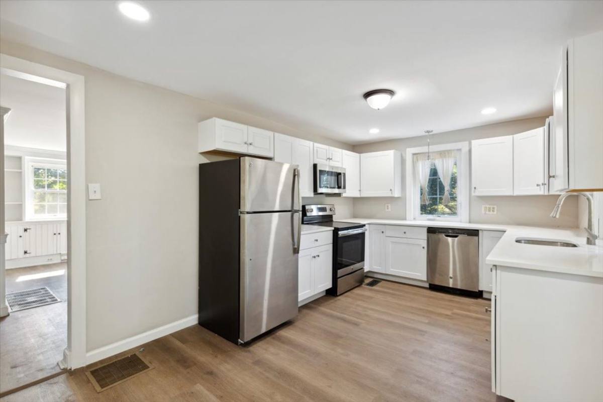 House for rent at 3539 Skippack Pike, Harleysville, PA 19438