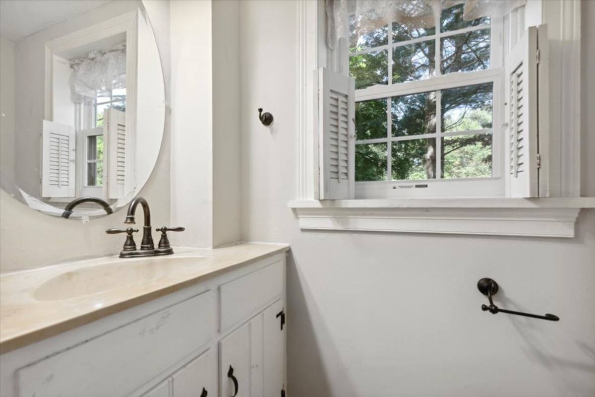 House for rent at 3539 Skippack Pike, Harleysville, PA 19438