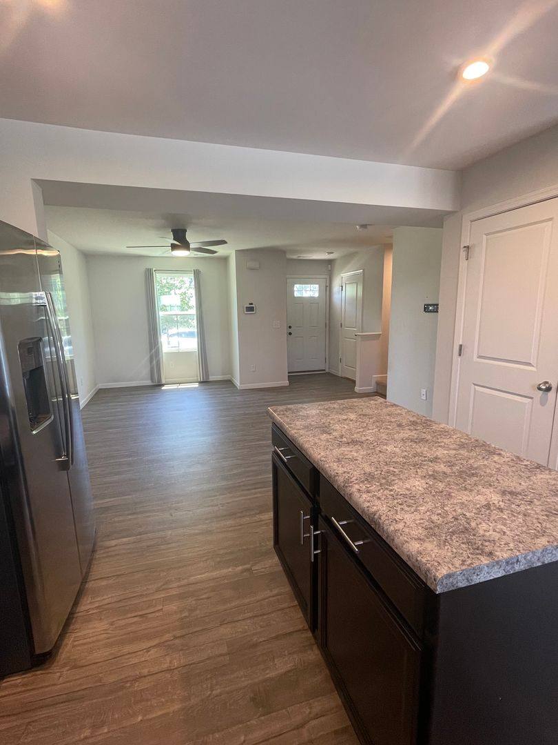 Townhouse for rent at 1245 Havenbrook Dr, Nashville, TN 37207