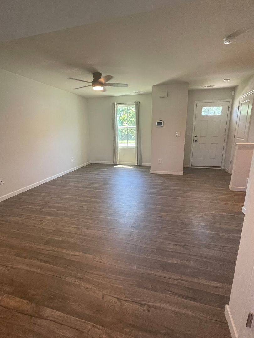 Townhouse for rent at 1245 Havenbrook Dr, Nashville, TN 37207