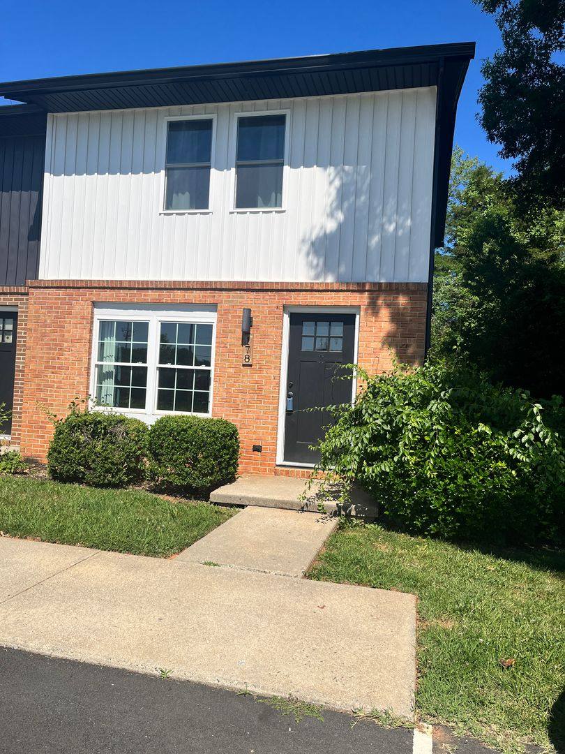 Townhouse for rent at 178 Dulwhich Dr, Amherst, VA 24521