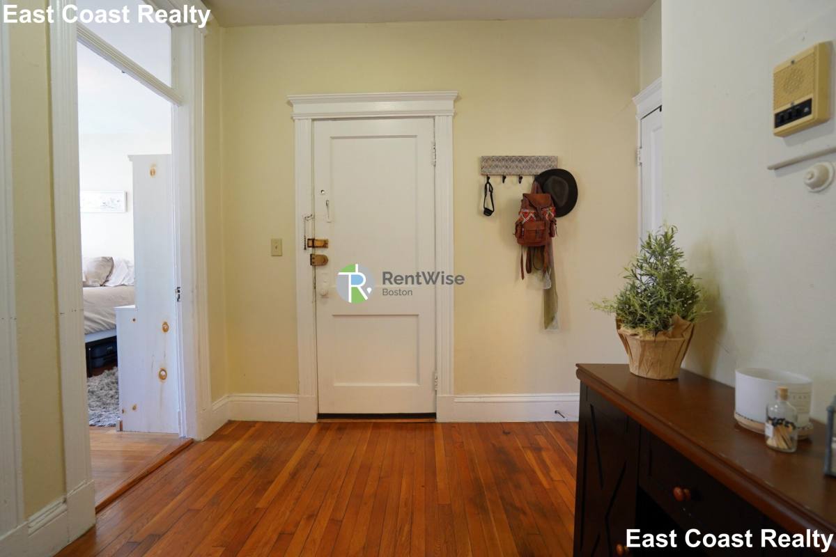 Apartment for rent at 91 Gordon St #19, Brighton, MA 02135