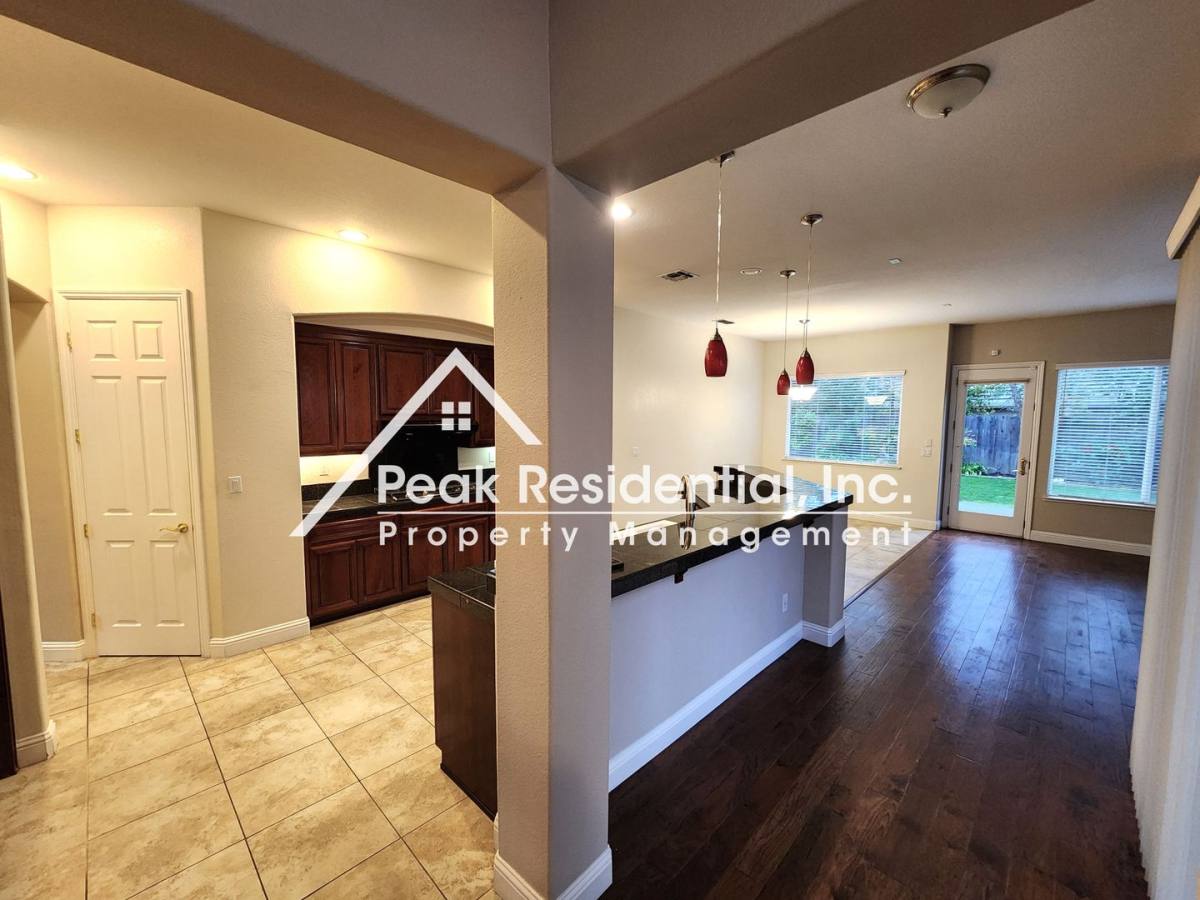 House for rent at 1044 Sandwick Way, Folsom, CA 95630