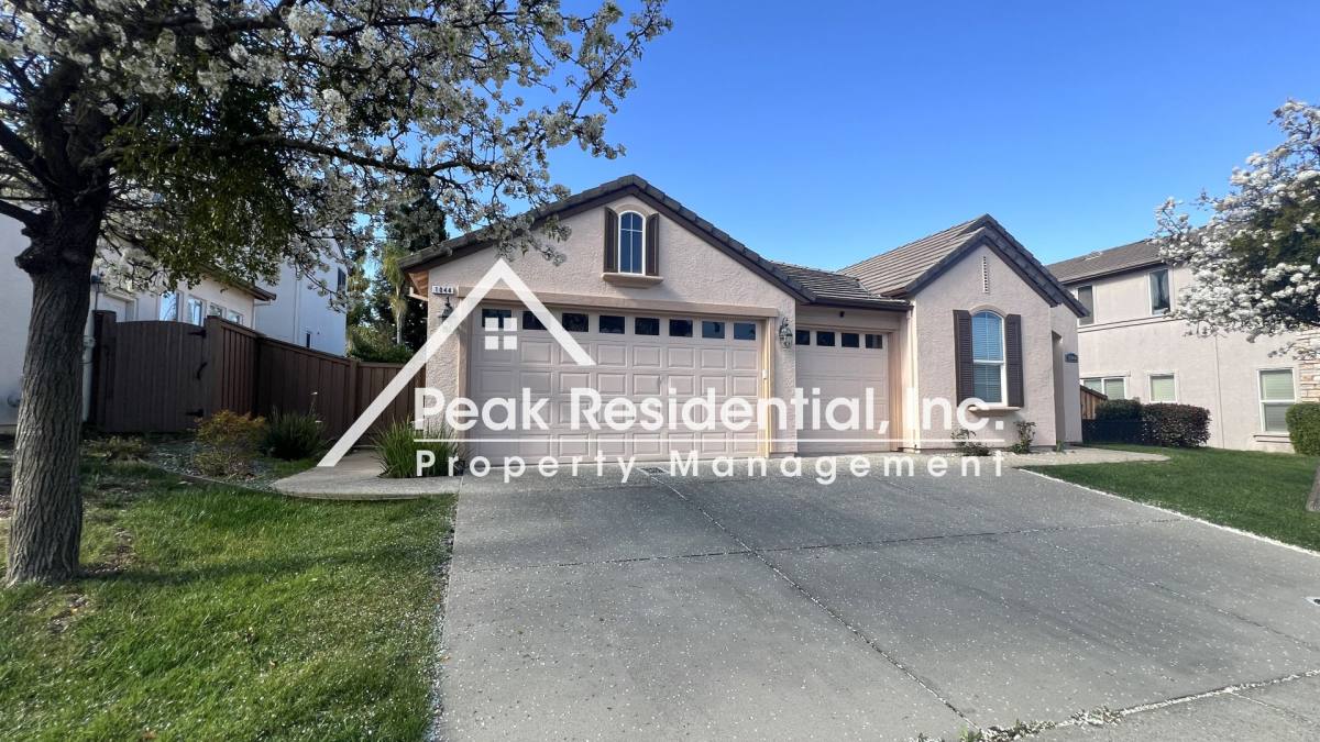 House for rent at 1044 Sandwick Way, Folsom, CA 95630