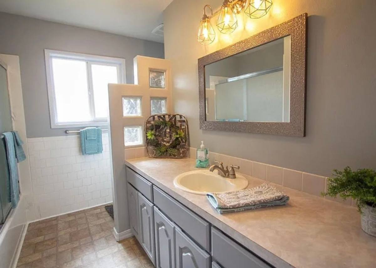 House for rent at 6716 Amber Ave, Klamath Falls, OR 97603