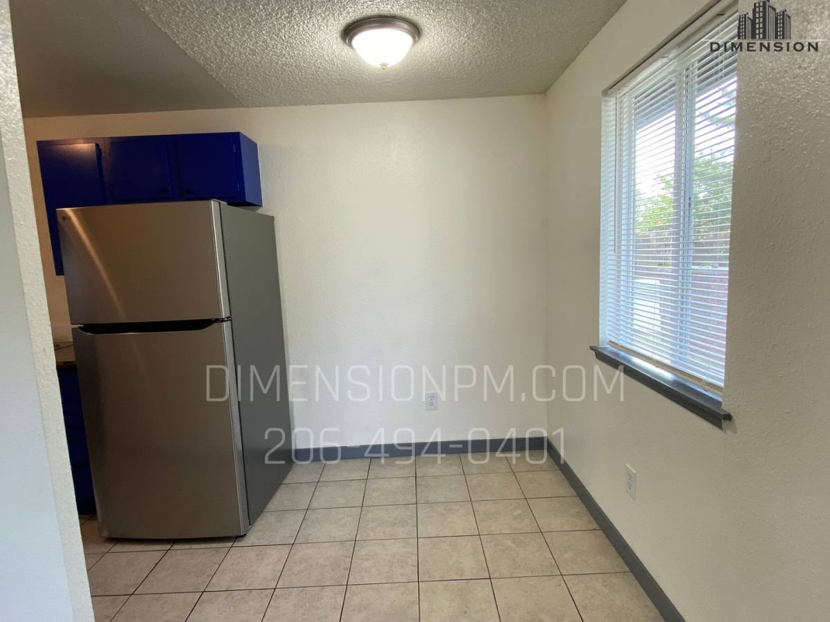 Apartment for rent at 5207 66th St W, University Place, WA 98467
