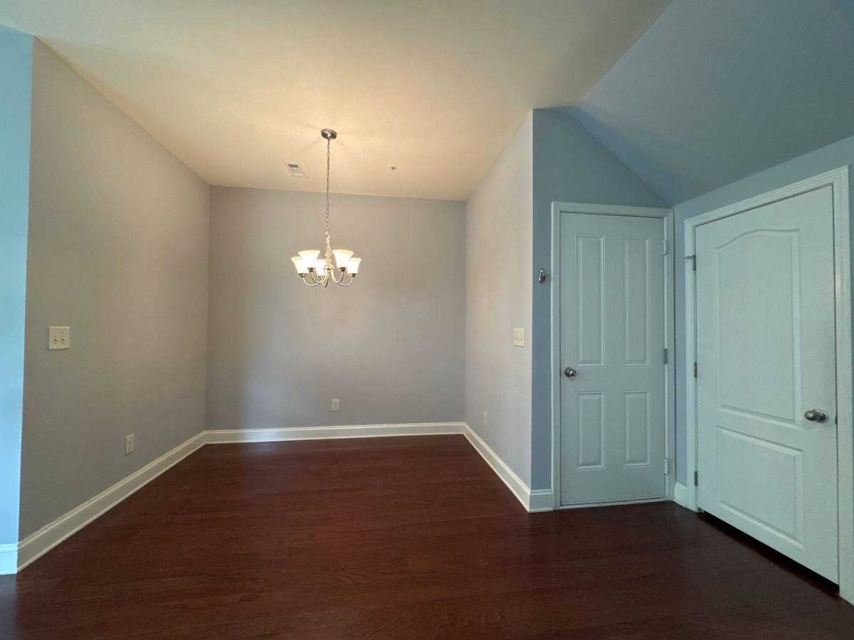 Townhouse for rent at 1034 Chatsworth Dr, Old Hickory, TN 37138