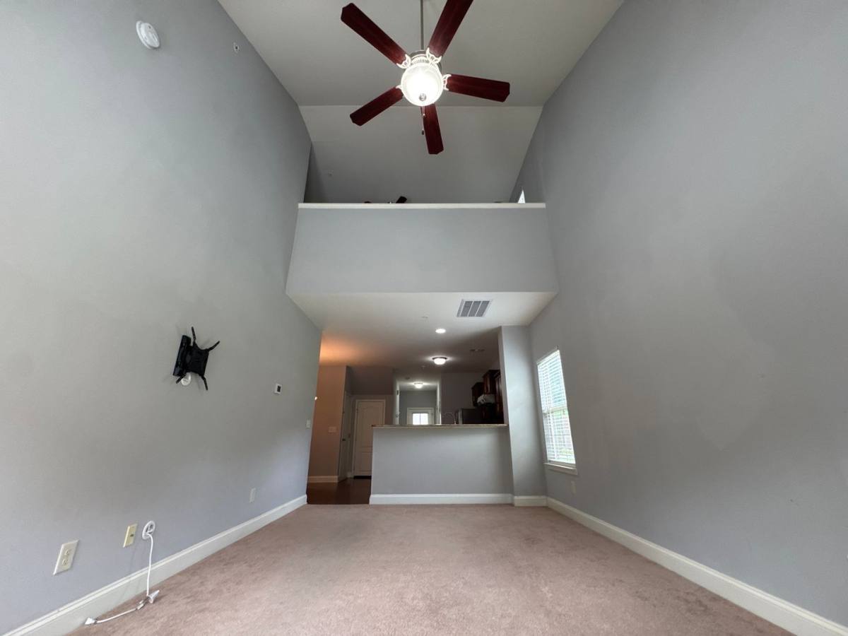 Townhouse for rent at 1034 Chatsworth Dr, Old Hickory, TN 37138