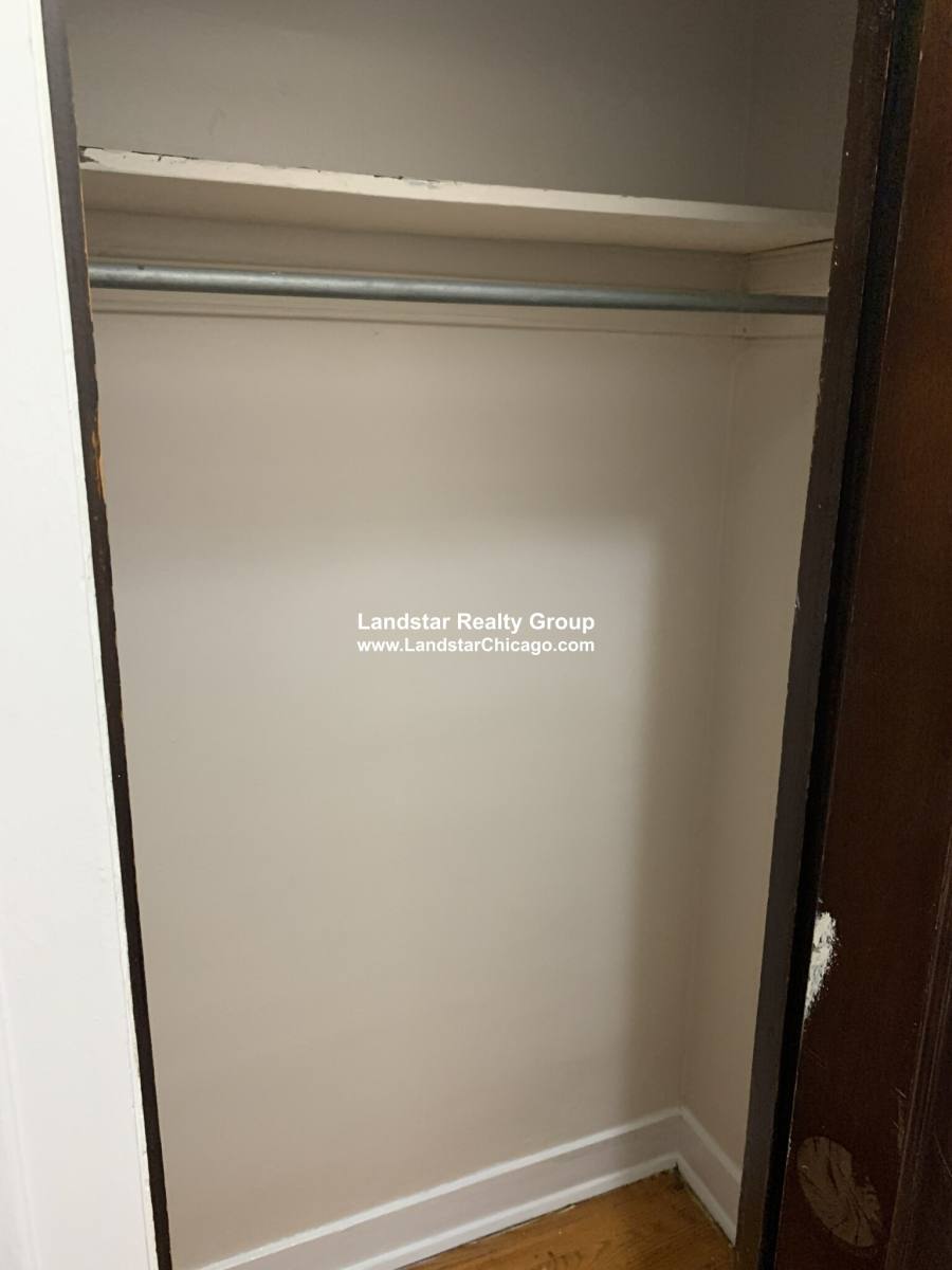 Apartment for rent at 5618 N Kimball #3A, Chicago, IL 60659