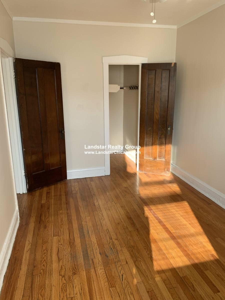 Apartment for rent at 5618 N Kimball #3A, Chicago, IL 60659