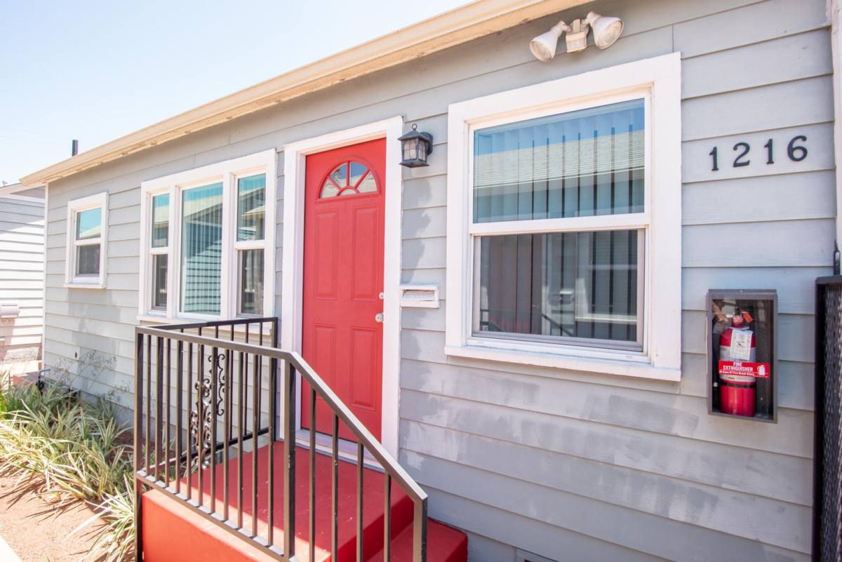 Apartment for rent at 1210-1216 Robinson Ave, San Diego, CA 92103