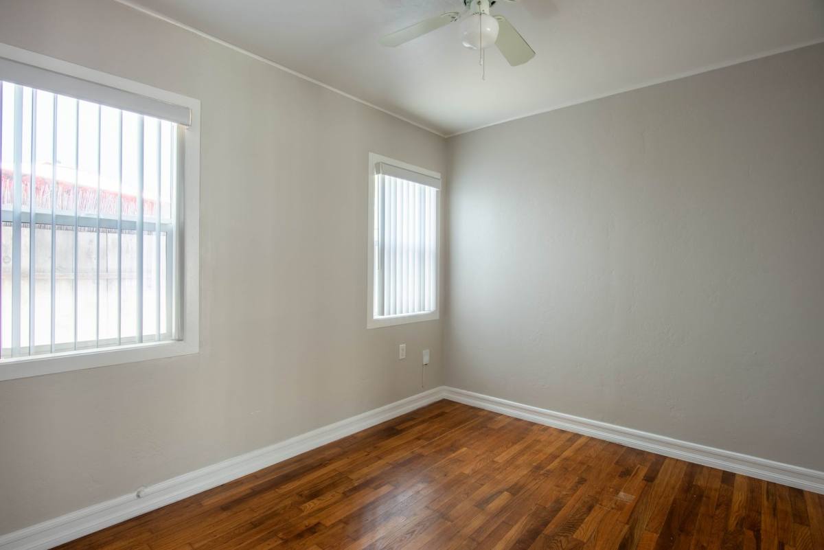 Apartment for rent at 1210-1216 Robinson Ave, San Diego, CA 92103