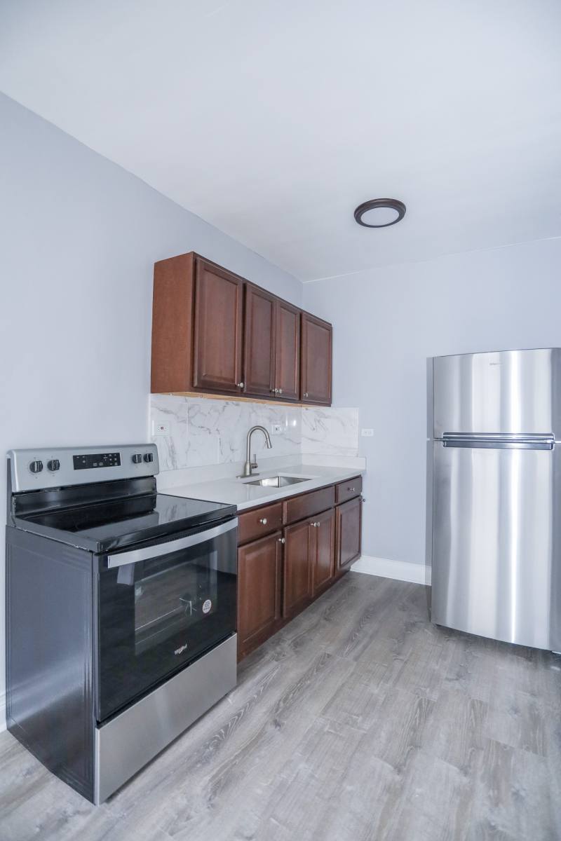 Apartment for rent at 6956 N Ashland #310, Chicago, IL 60626