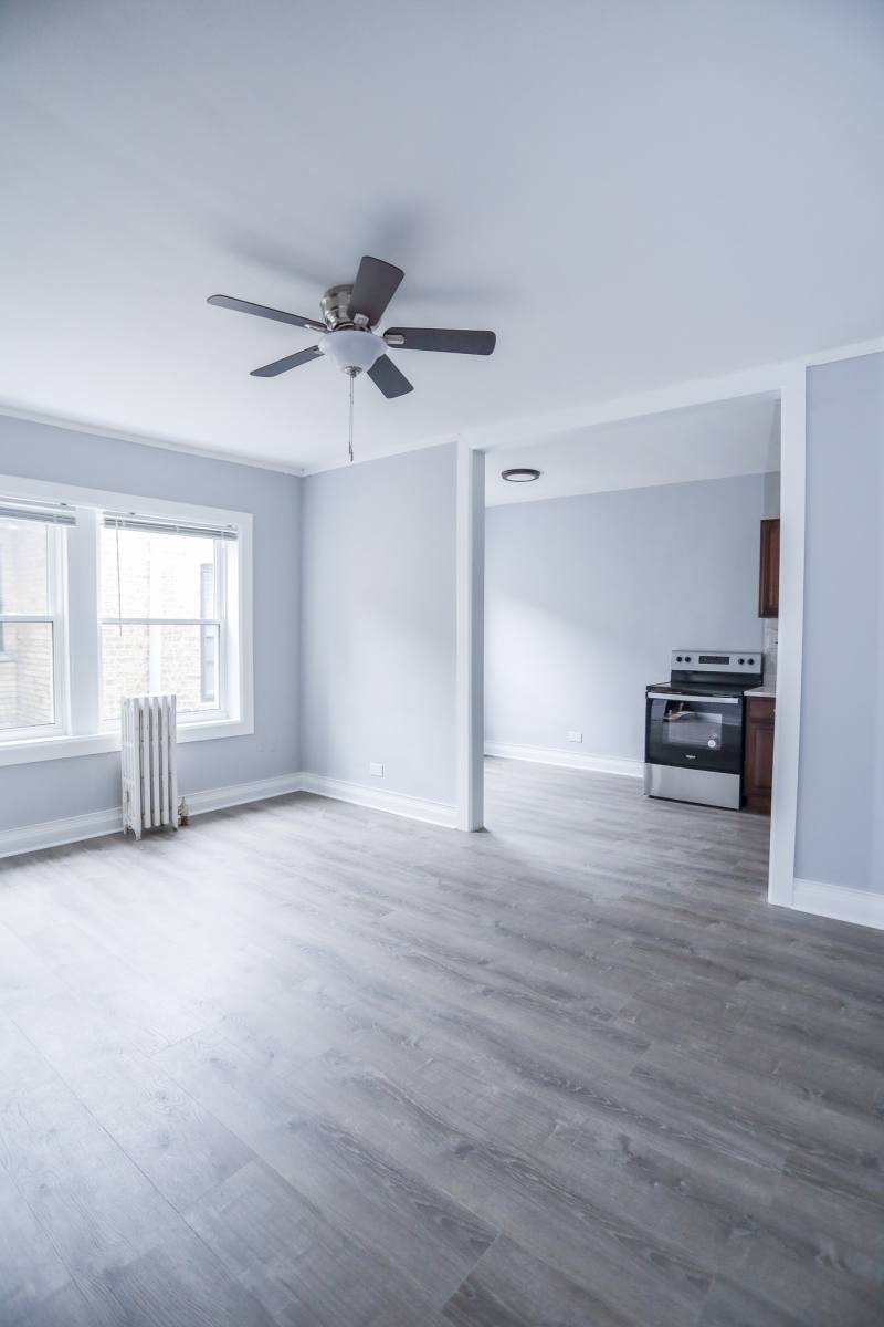 Apartment for rent at 6956 N Ashland #310, Chicago, IL 60626