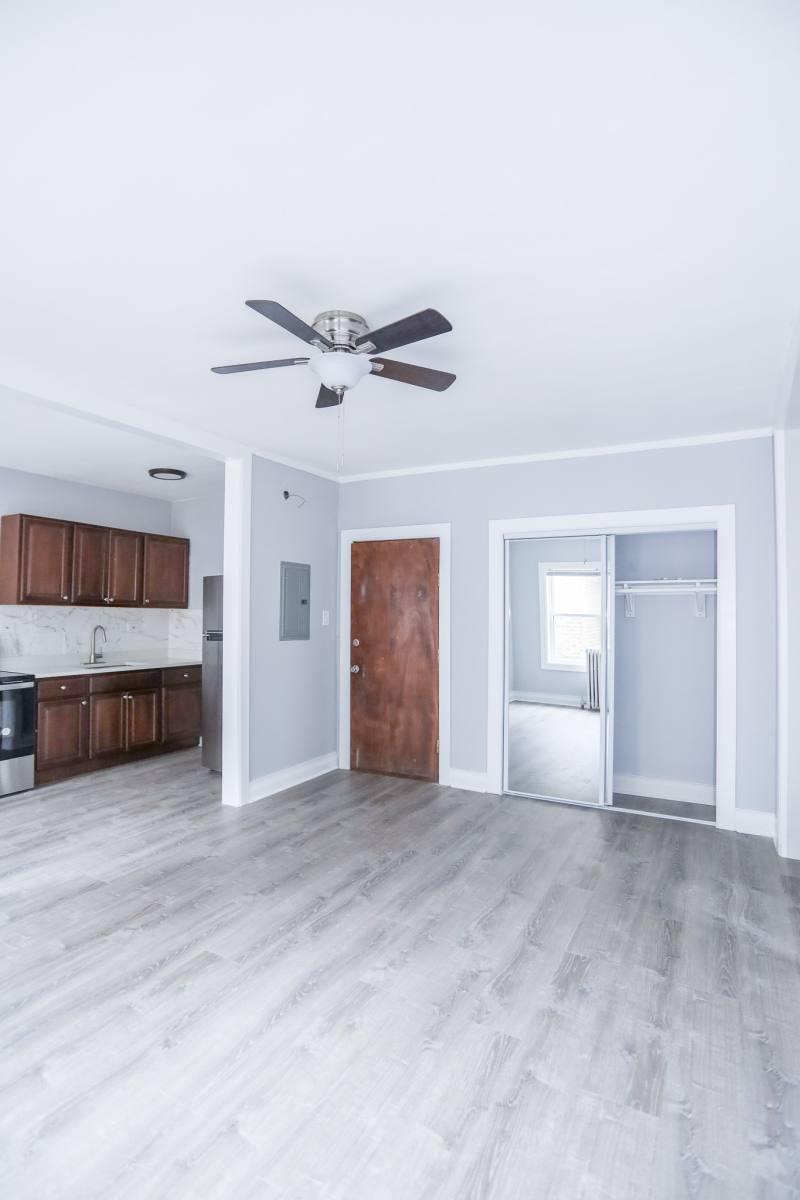 Apartment for rent at 6956 N Ashland #310, Chicago, IL 60626