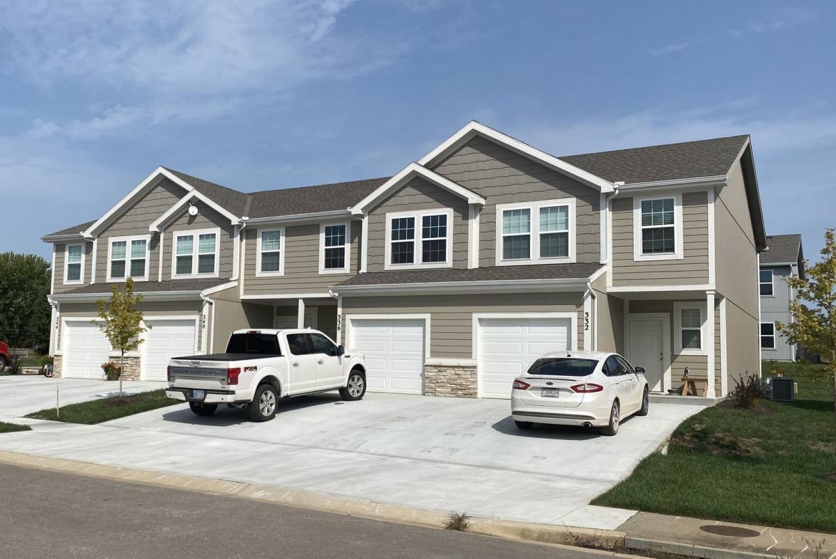 Apartment for rent at 332-344 N 4th Terrace, Louisburg, KS 66053