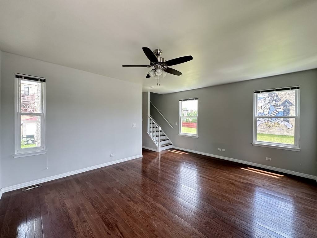 Apartment for rent at 3627 Indiana #CH, Chicago, IL 60653