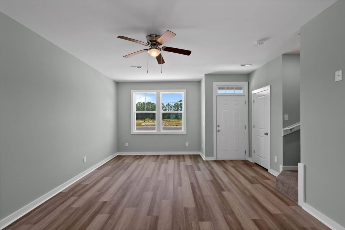 Townhouse for rent at 320 Starfish Lane, Sneads Ferry, NC 28460