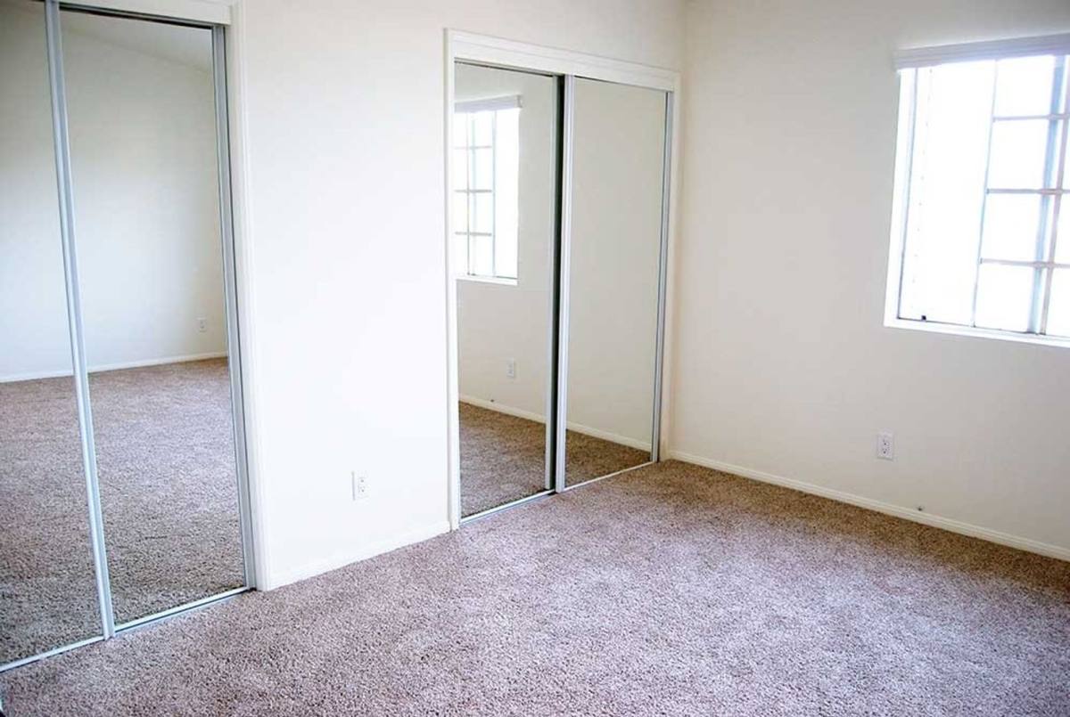 Townhouse for rent at 321 Avocado St, Costa Mesa, CA 92627