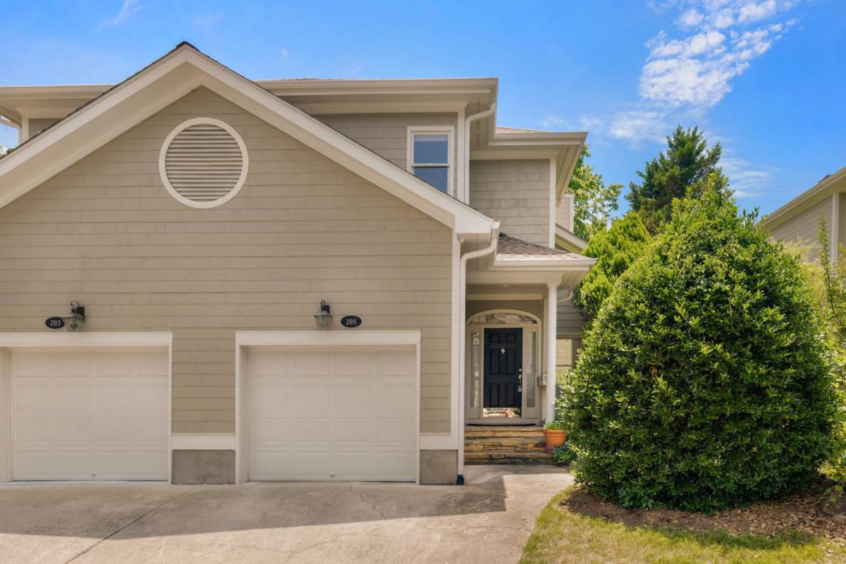 Townhouse for rent at 205 W Columbia Place, Chapel Hill, NC 27516