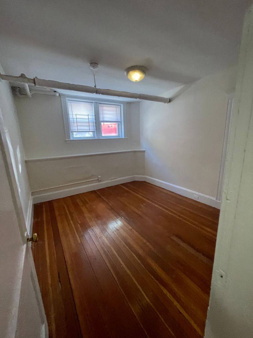 House for rent at 12 Barrows St #B, Boston, MA 02215