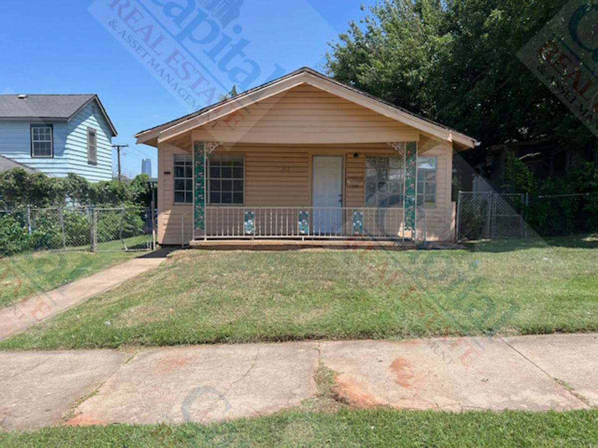 House for rent at 317 SE 24th St, Oklahoma City, OK 73129