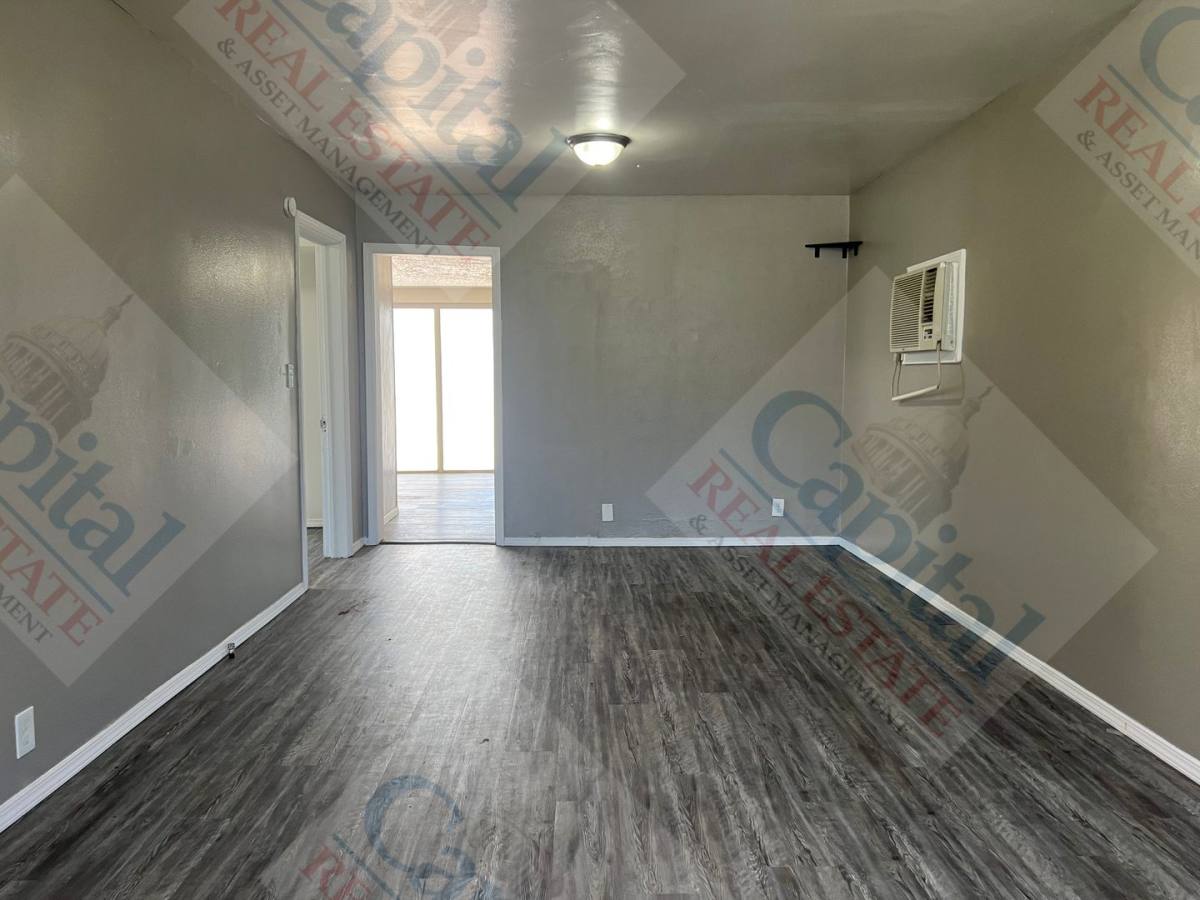House for rent at 317 SE 24th St, Oklahoma City, OK 73129