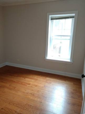 Apartment for rent at 2706 W Ainslie St #2, Chicago, IL 60625