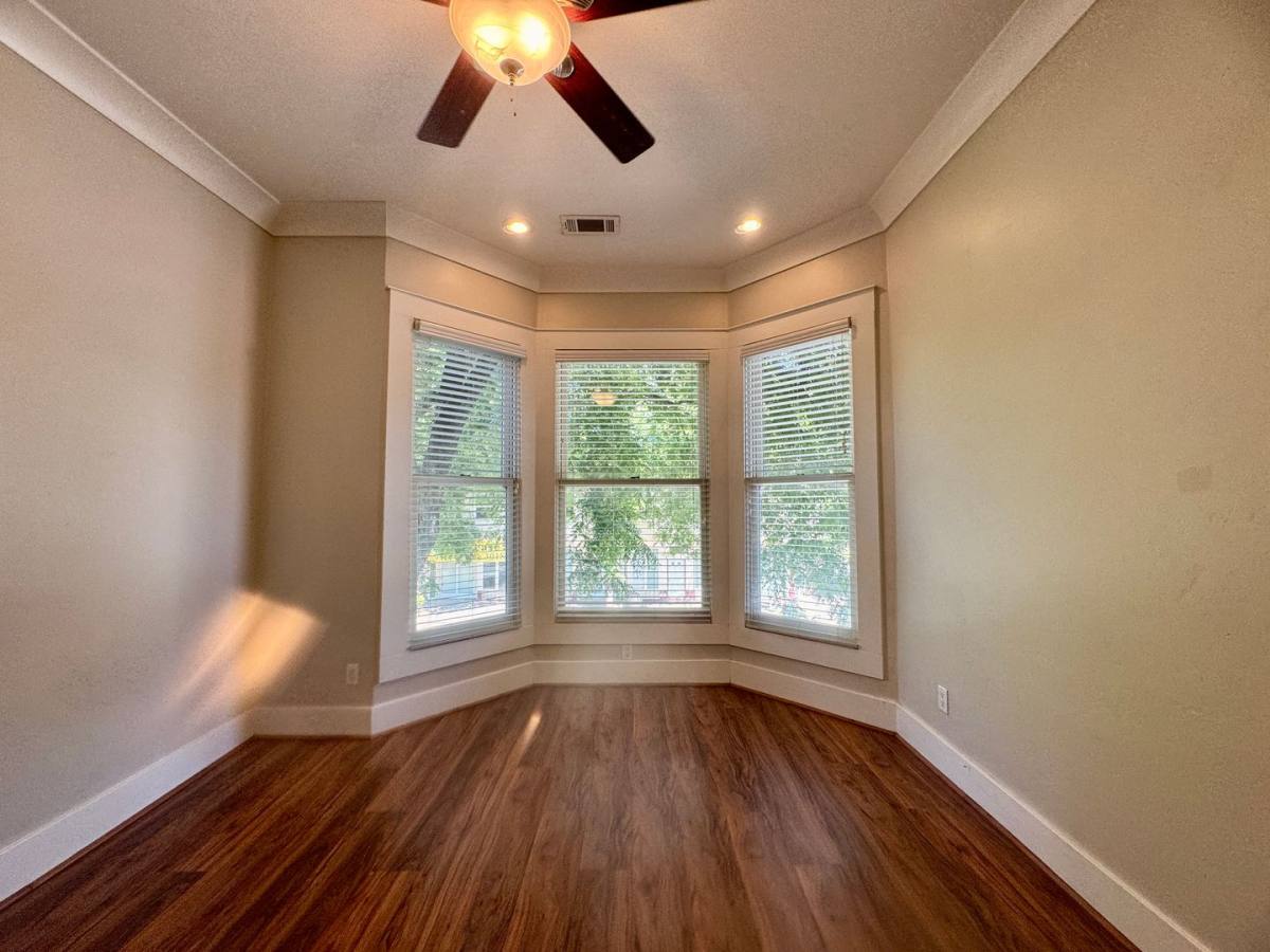 Apartment for rent at 1125 F St, Sacramento, CA 95814