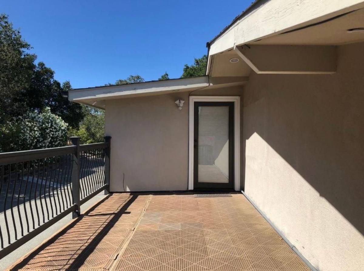 House for rent at 14414 Liddicoat Circle, Los Altos, CA 94022