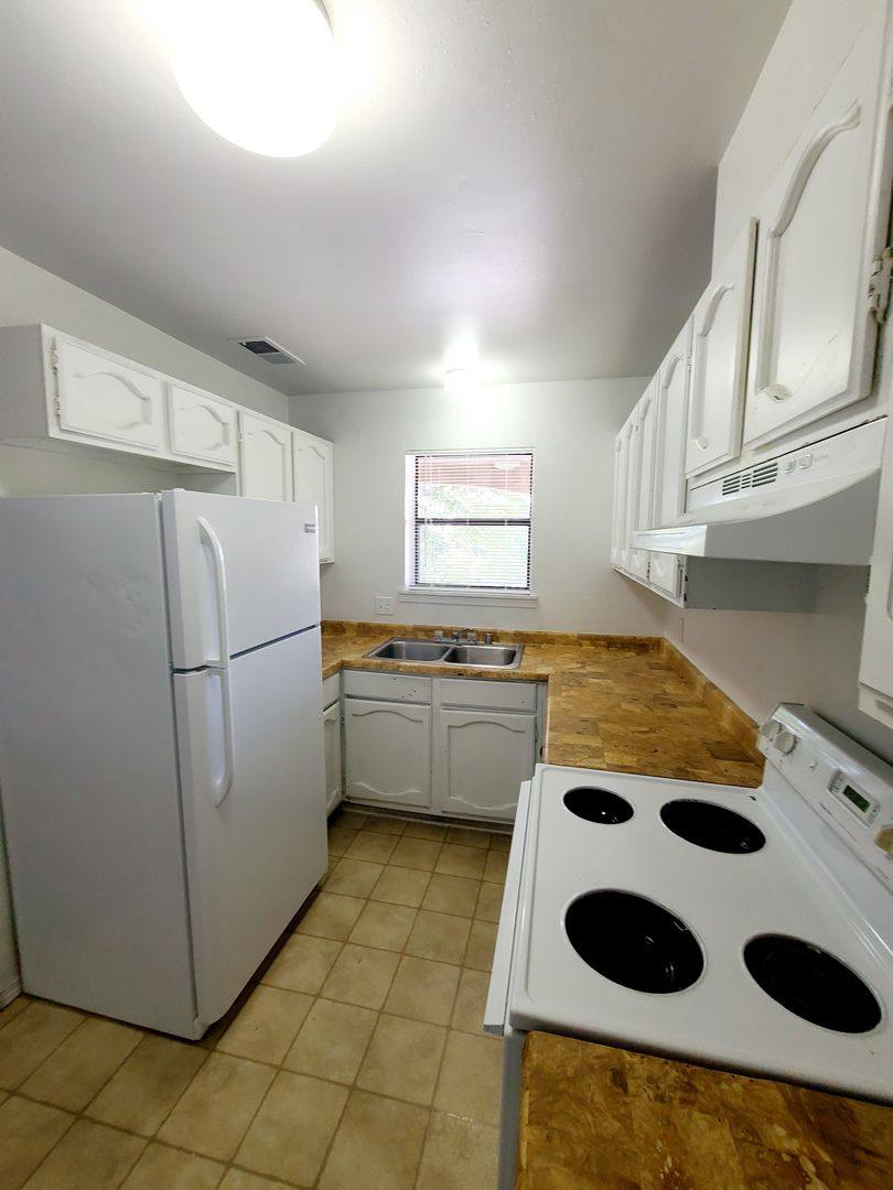 Apartment for rent at 3504 Tulane Dr NE, Albuquerque, NM 87107