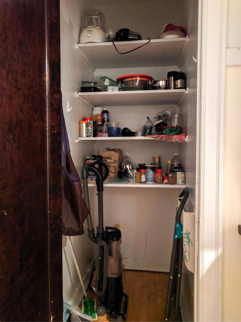Apartment for rent at 5210 N Damen Ave #2, Chicago, IL 60625