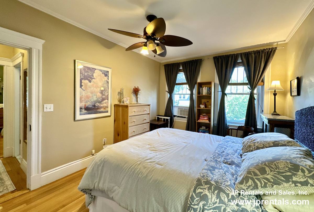 Apartment for rent at 226 Jamaicaway #9 Co, Jamaica Plain, MA 02130