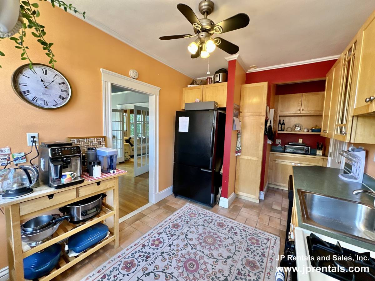 Apartment for rent at 226 Jamaicaway #9 Co, Jamaica Plain, MA 02130