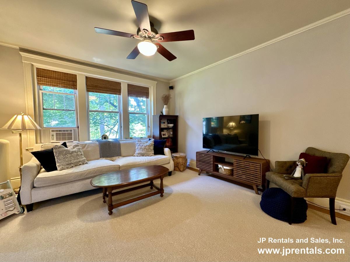 Apartment for rent at 226 Jamaicaway #9 Co, Jamaica Plain, MA 02130