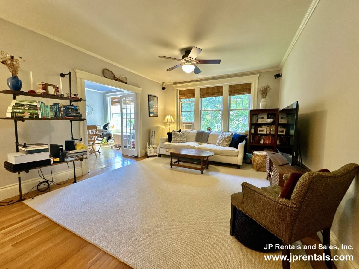Apartment for rent at 226 Jamaicaway #9 Co, Jamaica Plain, MA 02130