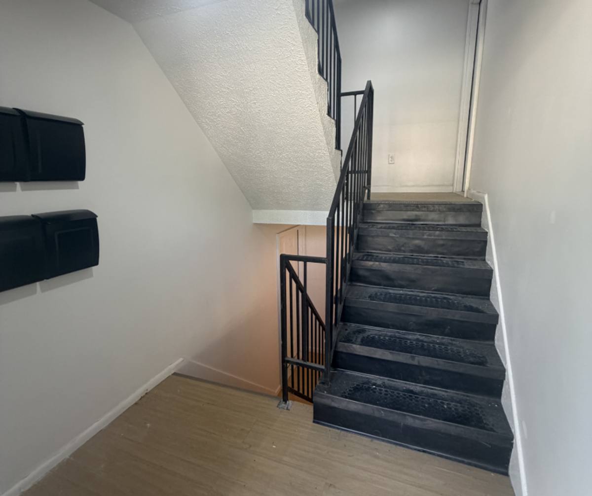Apartment for rent at 3612 Georgetown Place #1, Louisville, KY 40215