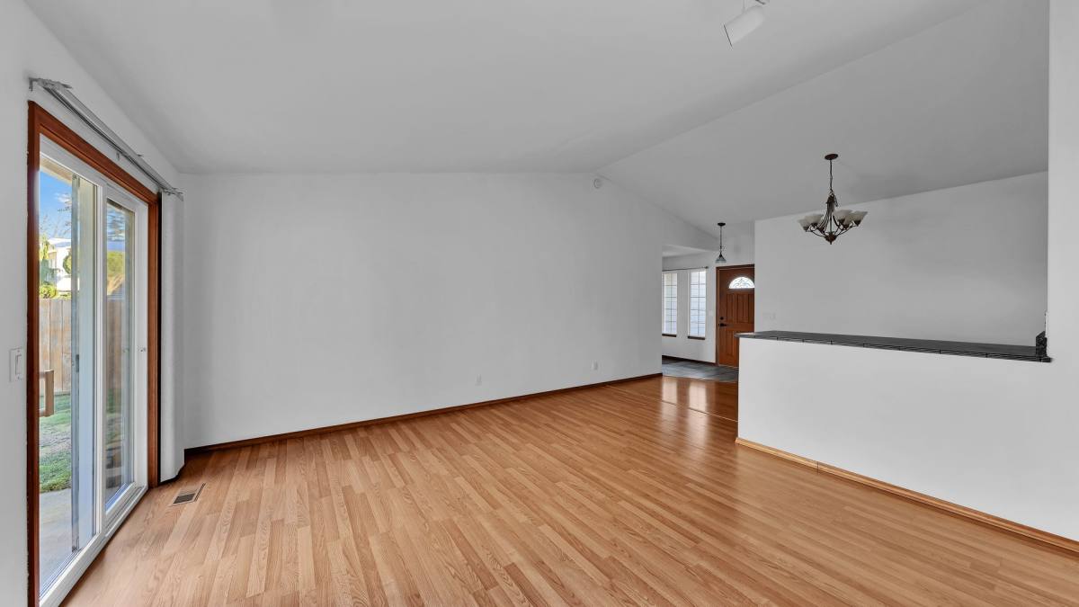 House for rent at 713 SW Puffin St, Oak Harbor, WA 98277