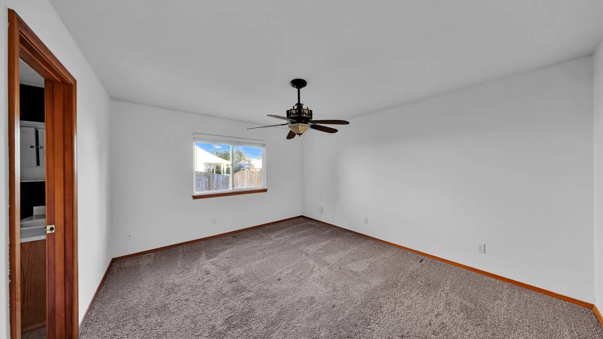 House for rent at 713 SW Puffin St, Oak Harbor, WA 98277