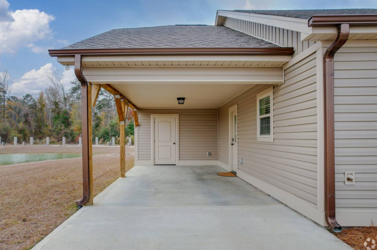Townhouse for rent at 3011 Pisgah Rd, Florence, SC 29501