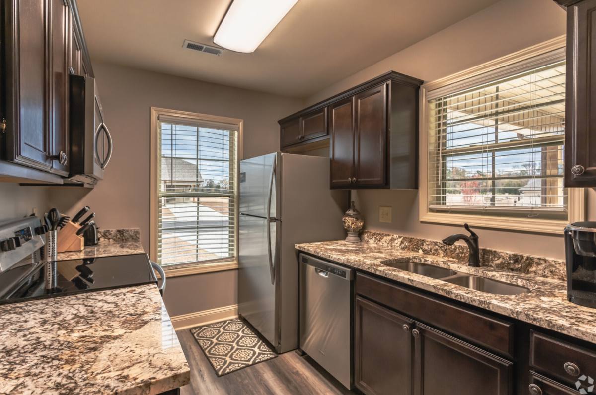 Townhouse for rent at 3011 Pisgah Rd, Florence, SC 29501