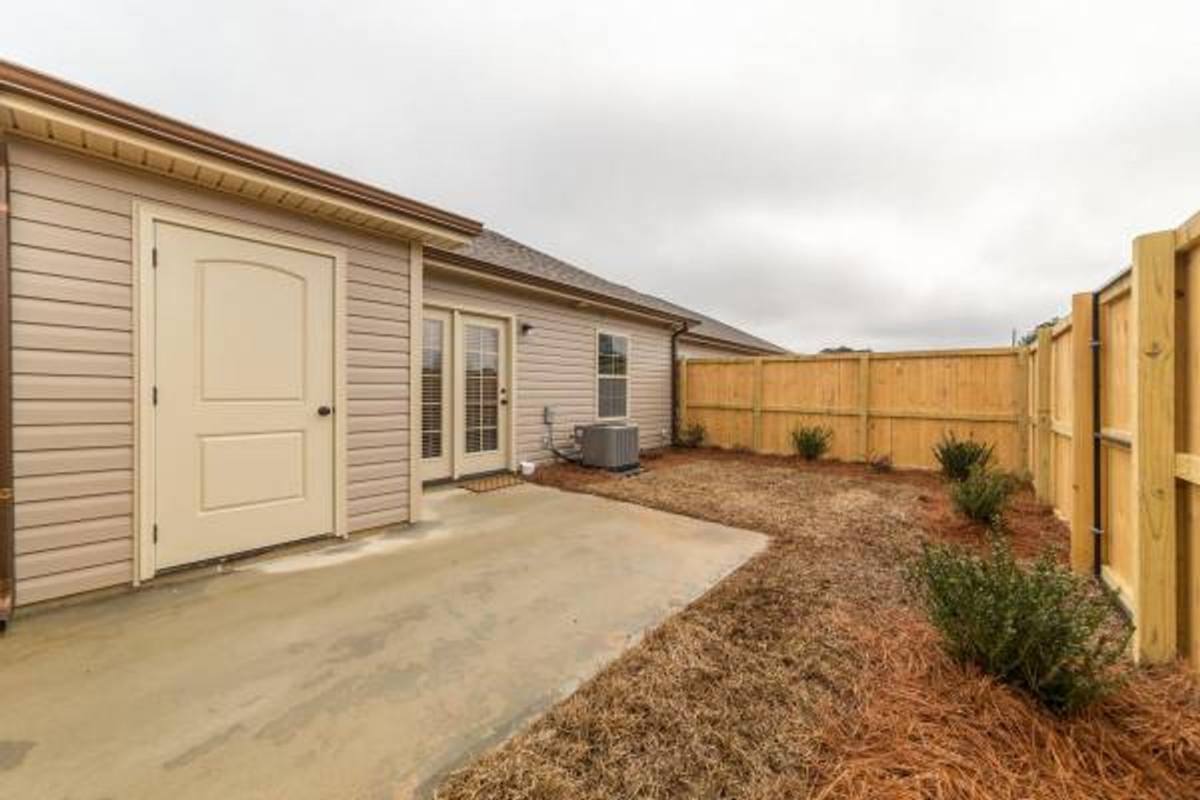 Townhouse for rent at 3011 Pisgah Rd, Florence, SC 29501