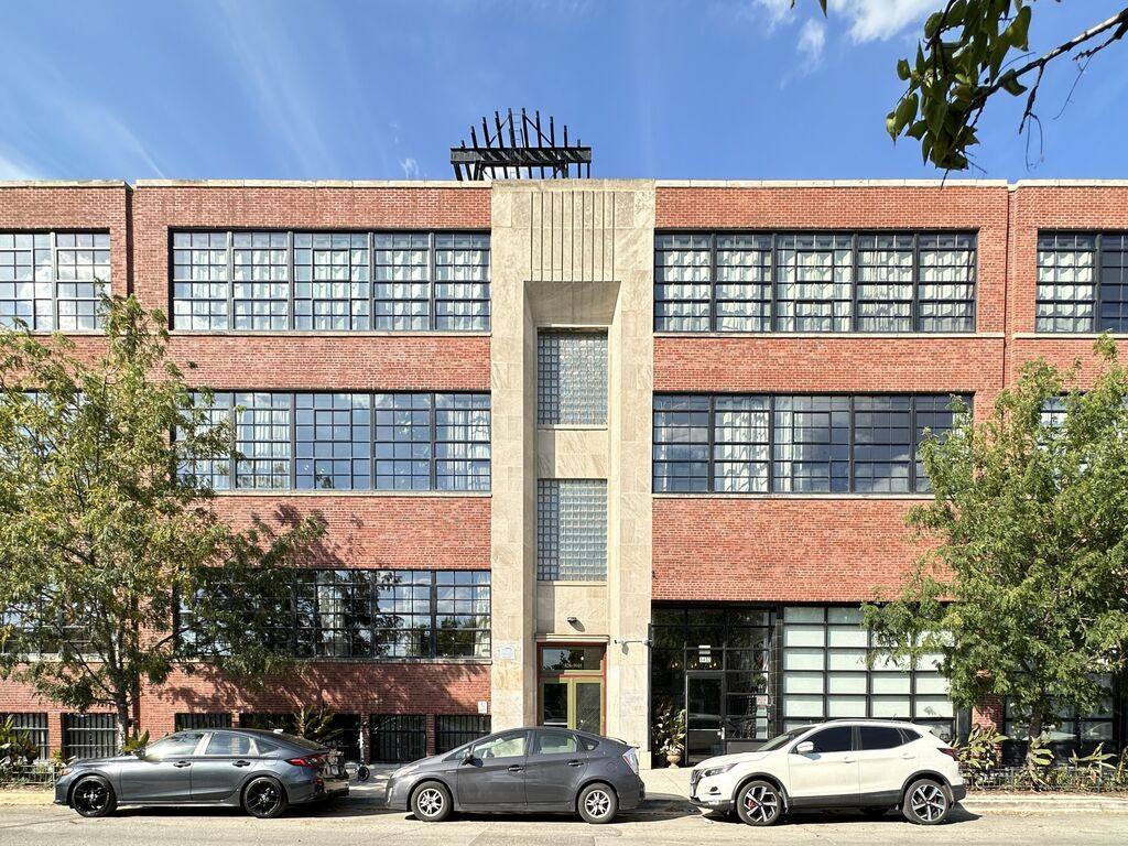 Apartment for rent at 1432 21st St #513-A, Chicago, IL 60608