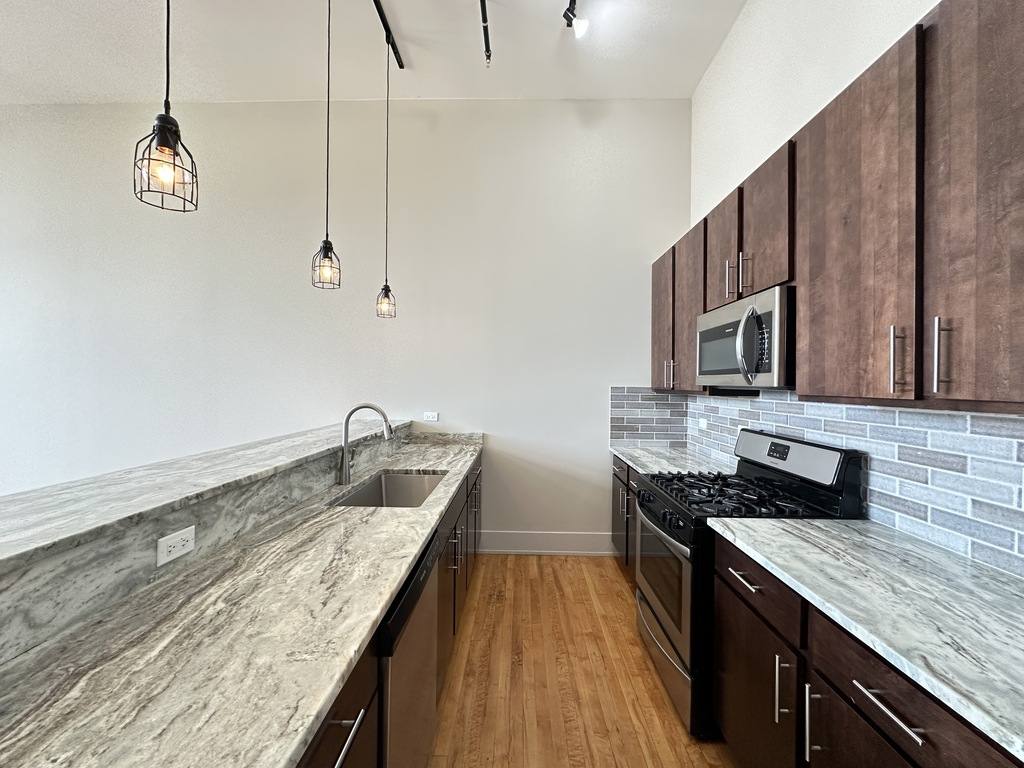 Apartment for rent at 1432 21st St #513-A, Chicago, IL 60608