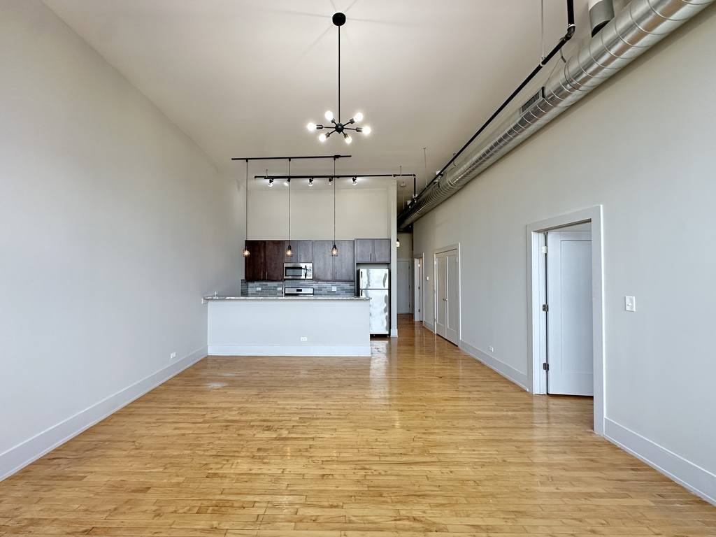 Apartment for rent at 1432 21st St #513-A, Chicago, IL 60608