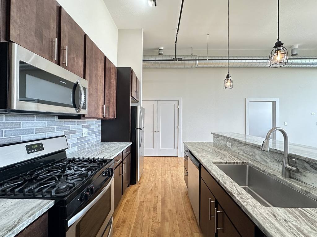 Apartment for rent at 1432 21st St #513-A, Chicago, IL 60608