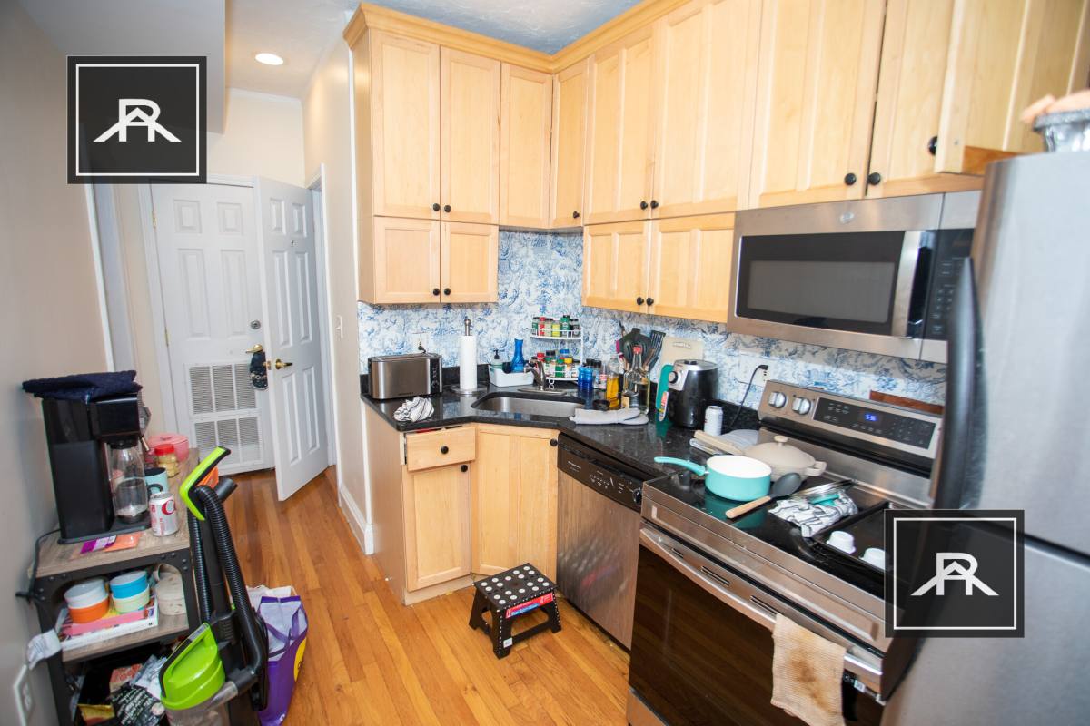 Apartment for rent at 67 Thatcher St #302, Brookline, MA 02446