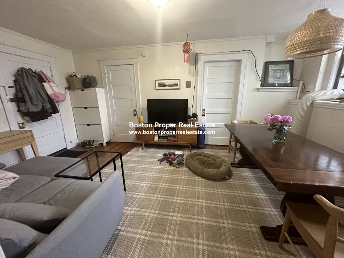 Apartment for rent at 100 Madison Ave #9, Newtonville, MA 02460